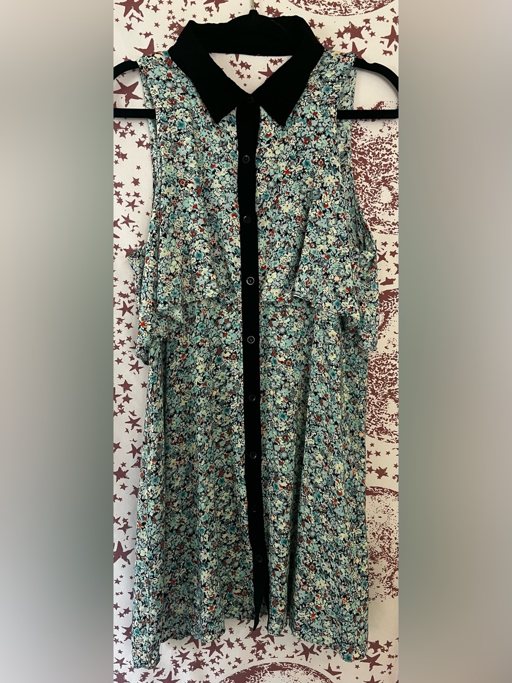 BCBGeneration Black-Collar Floral Dress in Teal and White with V Plunging Back